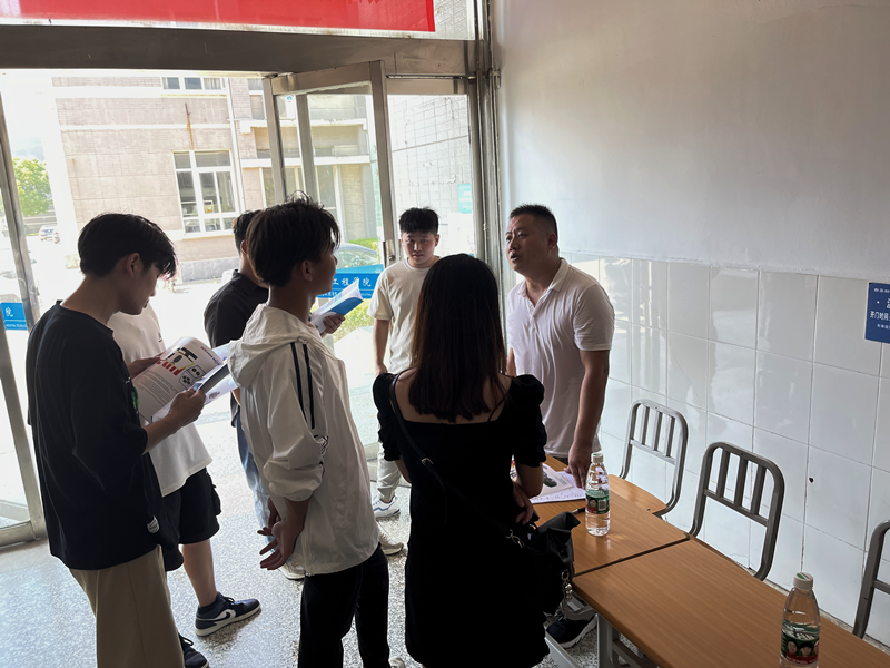 1656296064169771.png 461A819C87E7BC43E4460F264440C1A2.png