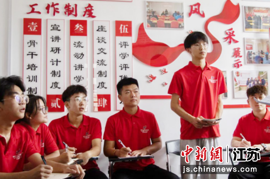 学生们参与特色课程。徐州工业捕鱼达人破解版
供图